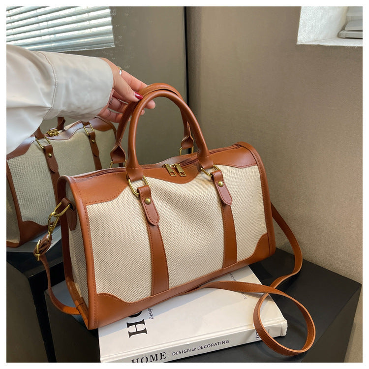 TravelMax – Large capacity tote bag for women, perfect travel and everyday companion